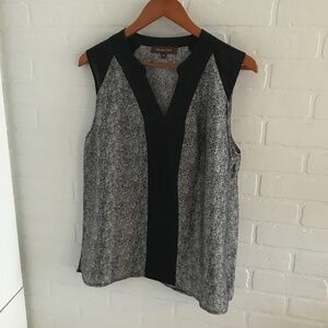 Melanie Lyne Tank top Colorblock V neck Black & White Flowy Business Casual 12